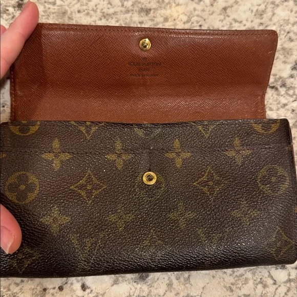 Louis Vuitton wallet - Picture 4 of 9